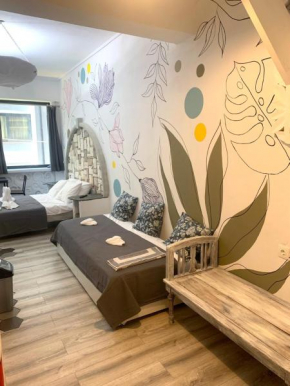 Manello Home Art